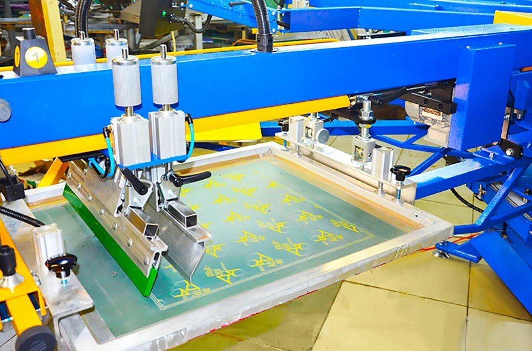 Шелкографический способ печати на гофрокартоне